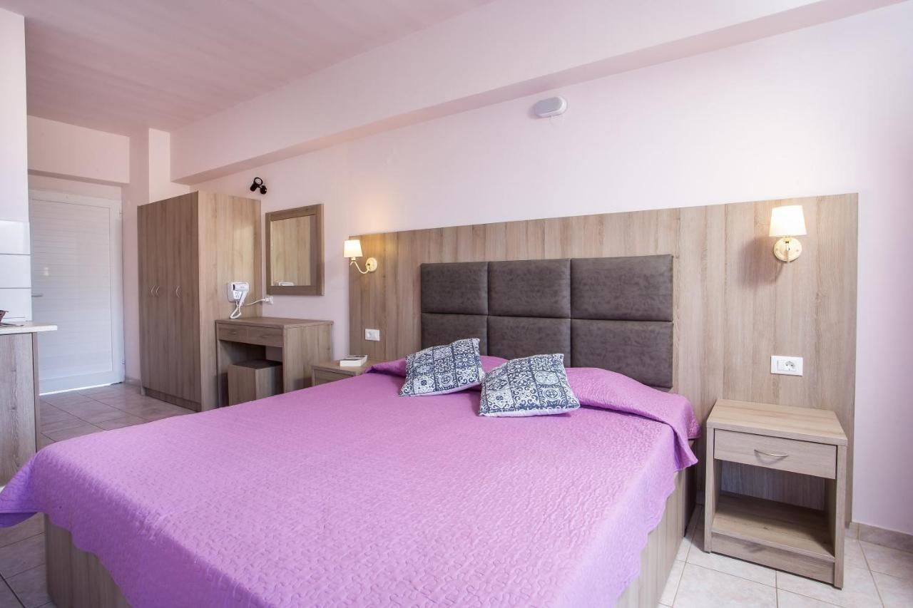 Sun & Sea Hotel Apartmentsファリラキ エクステリア 写真