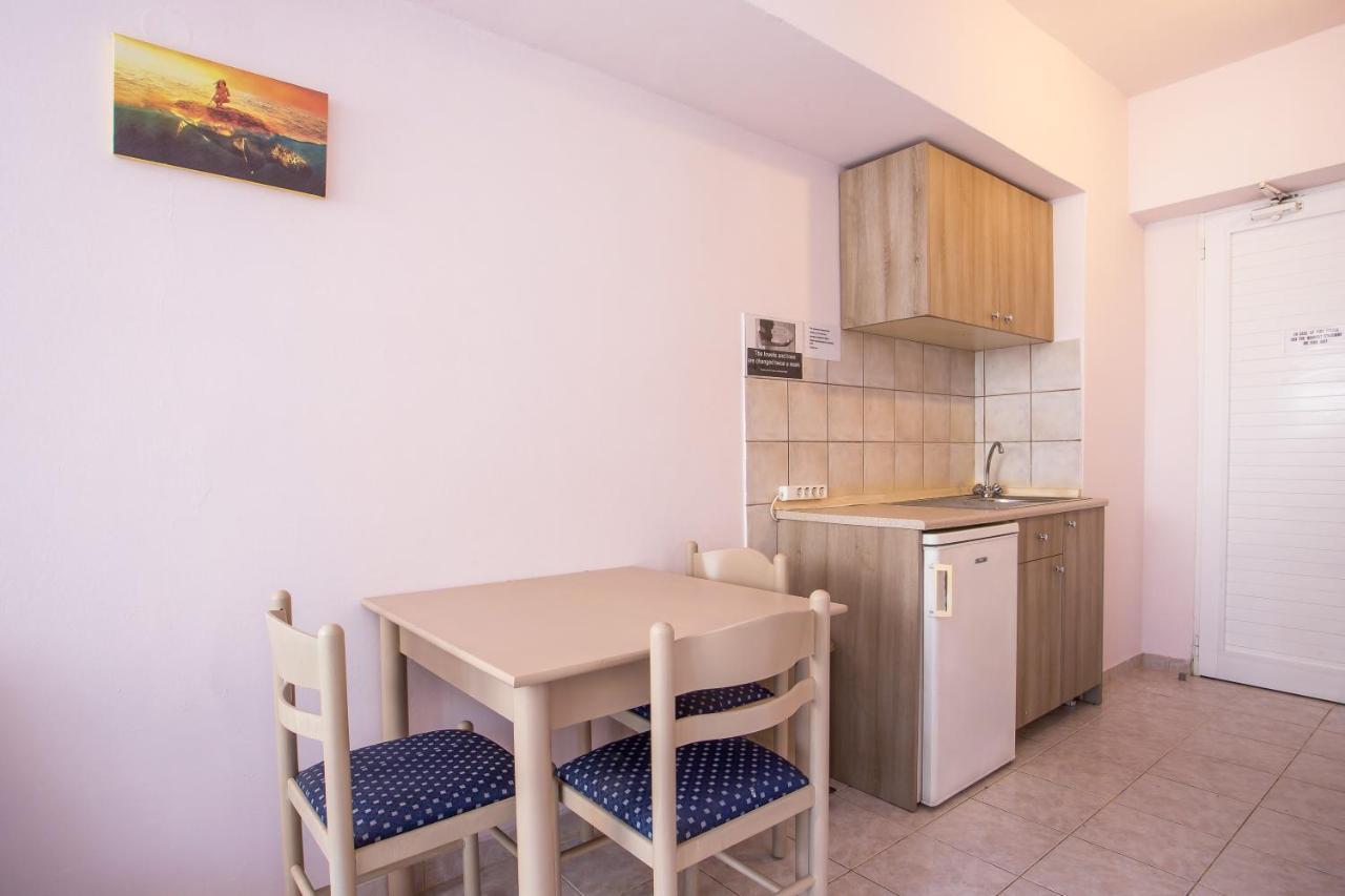 Sun & Sea Hotel Apartmentsファリラキ エクステリア 写真