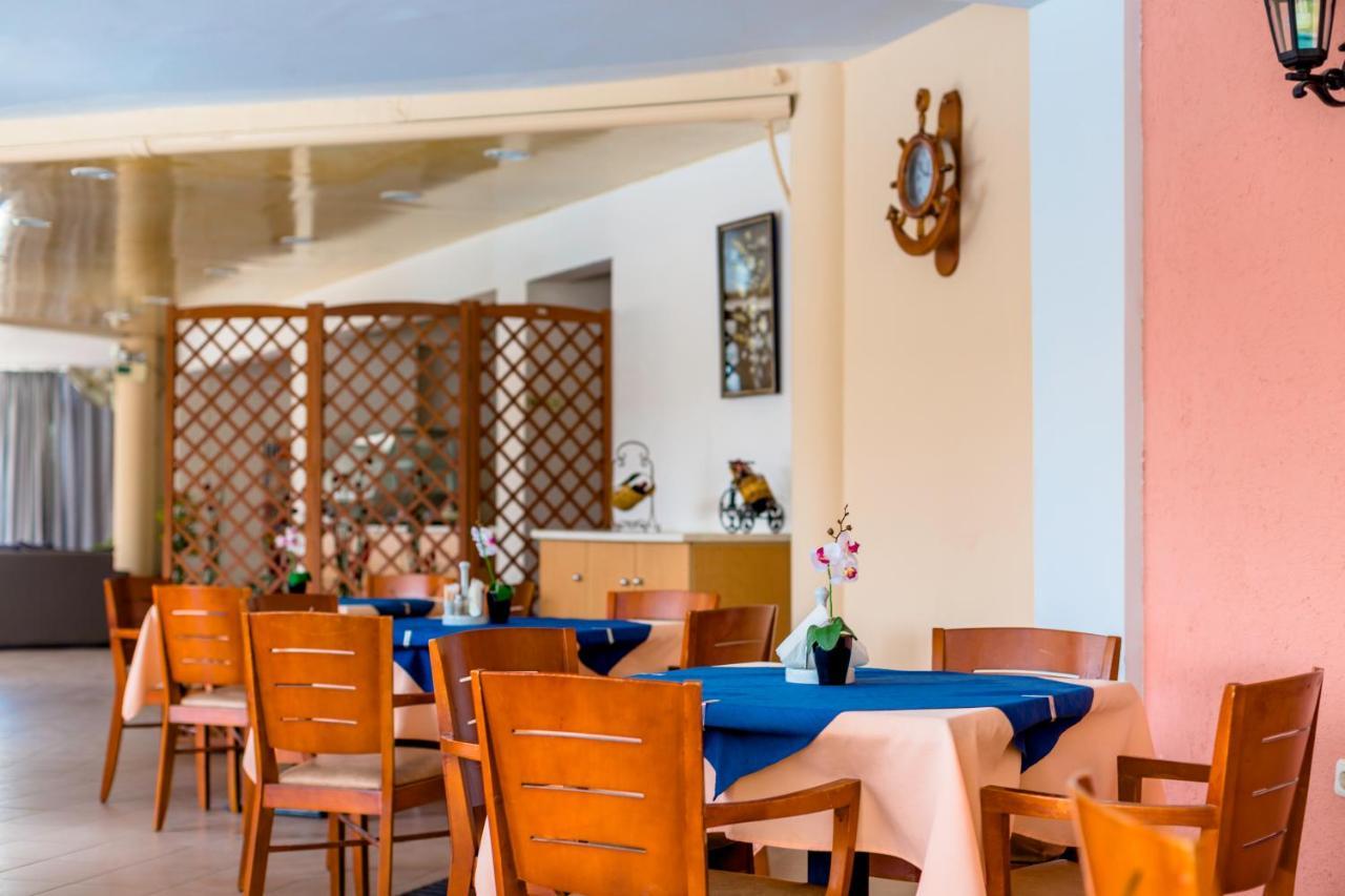 Sun & Sea Hotel Apartmentsファリラキ エクステリア 写真